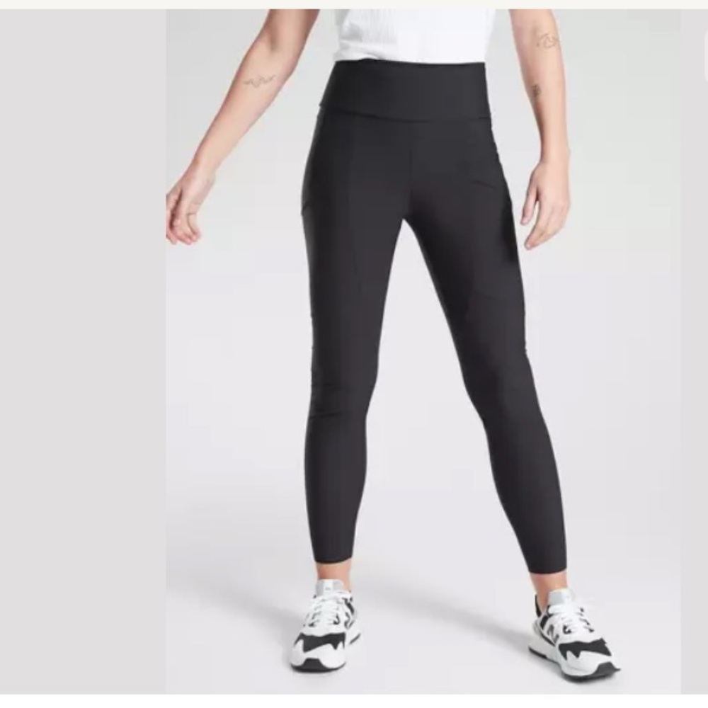 ATHLETA Stellar City Tight Black NWT - Picture 3 of 4